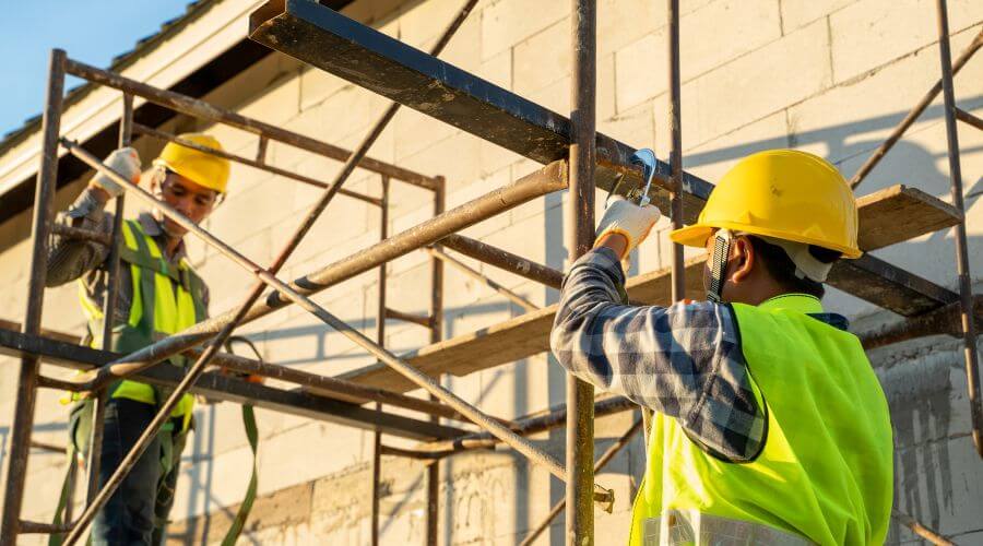 Professional fairlawn roofing services in Sarona, WI